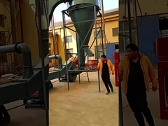 ลูกค้ากำลังยอมรับโรงสีเรย์มอนด์